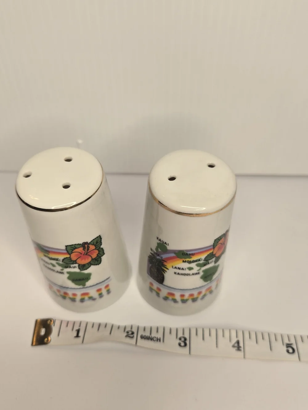 Hawaii Floral Ceramic Salt and Pepper Shaker Set - White